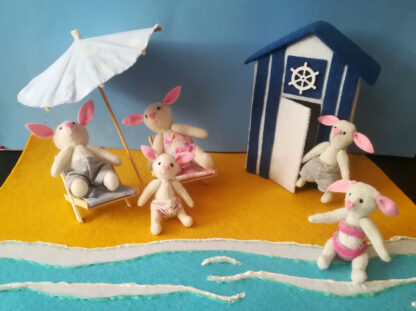 Tapete de juego " Un día de playa con los Rabbit"